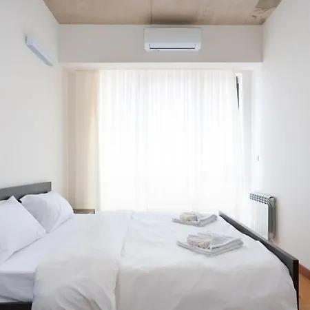 Stay Inn-Apartments On Koghbatsi 16 Yerevan Exterior photo