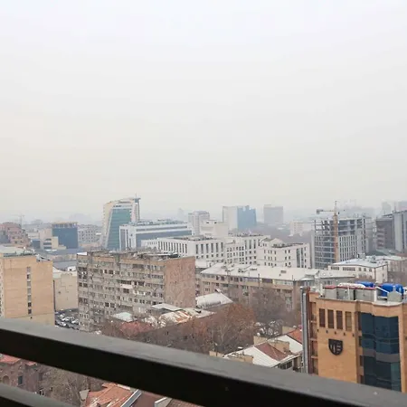 Stay Inn-Apartments On Koghbatsi 16 Yerevan Exterior photo