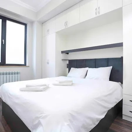 Stay Inn-Apartments On Koghbatsi 16 Yerevan Exterior photo