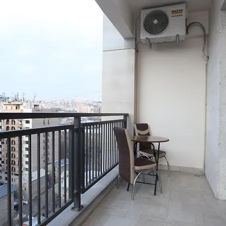 Stay Inn-Apartments On Koghbatsi 16 Yerevan Exterior photo